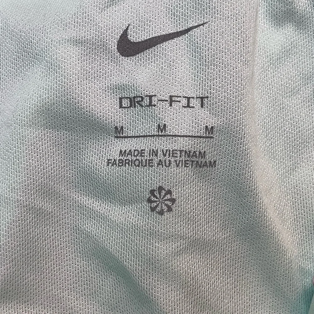 Nike Women’s Medium Running Run Shorts Blue Green